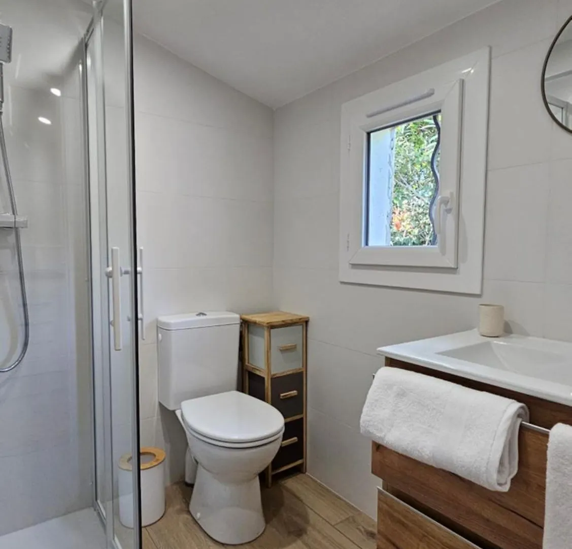 Li Cabanoun, Studios Au Soleil Issambres Sainte-Maxime A 3Min De La Plage A Pied 0*,  France